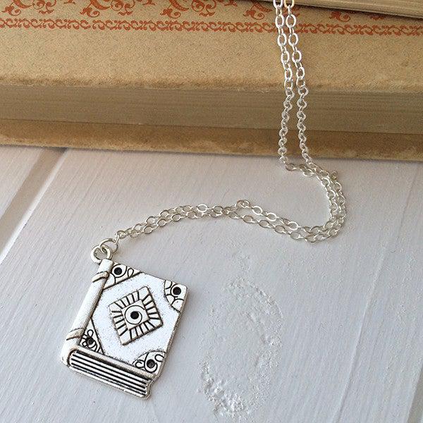 Necklace - Book Charm - Pride & Prejudice - Jane Austen