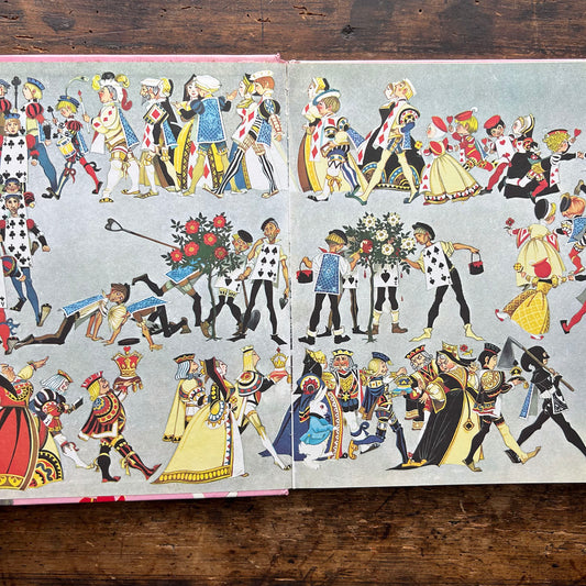 Alice in Wonderland - Janet & Anne Grahame Johnstone 1975 (Preloved)