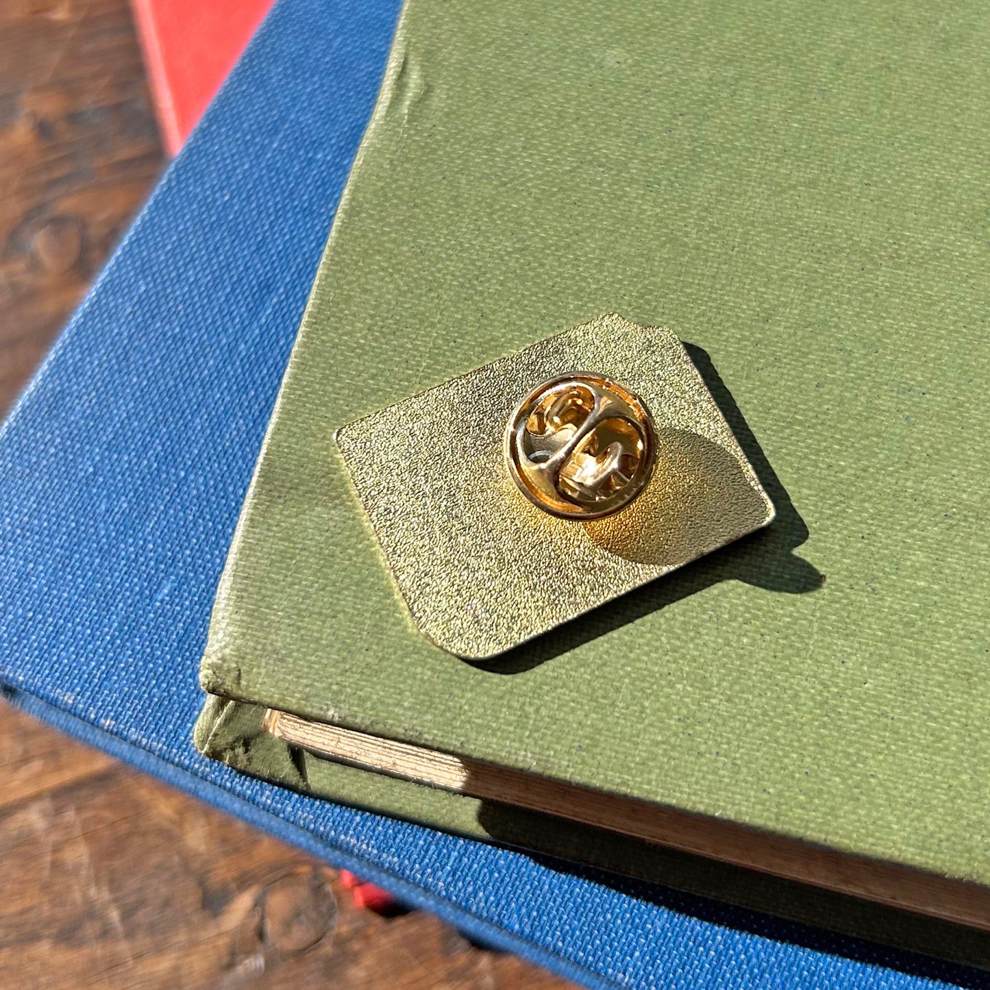 Pin Badge / Lapel Pin - Book Babe