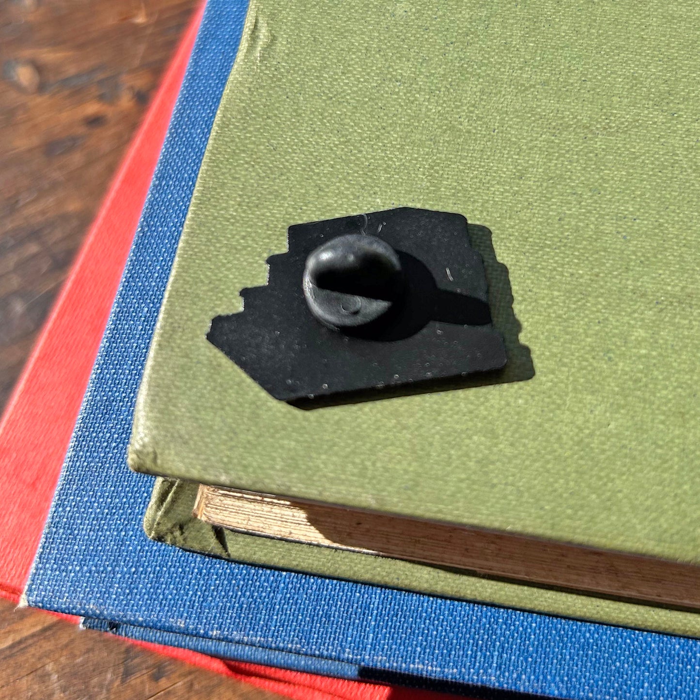 Pin Badge / Lapel Pin - Good Books Make Bad Girls & Dangerous Women