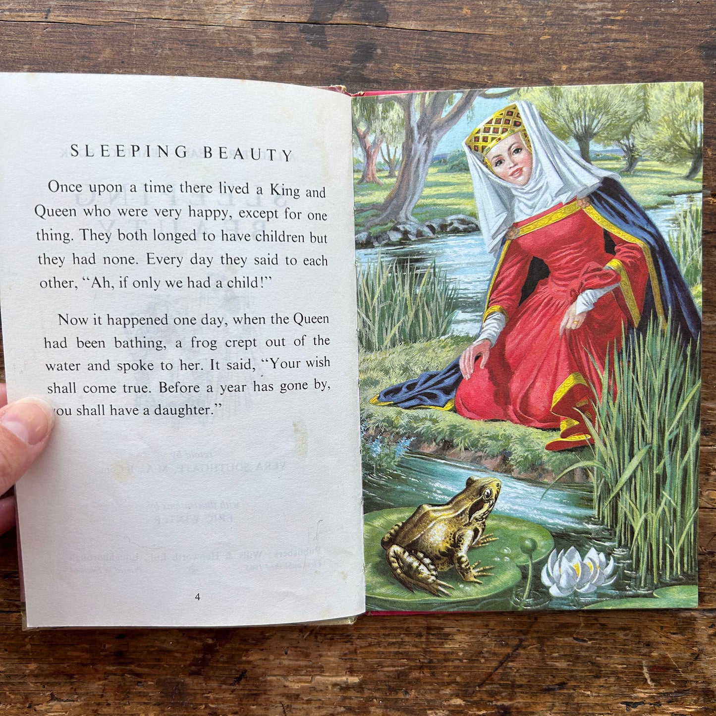 Sleeping Beauty - Vintage Ladybird Easy Reading Book - Well Loved Tales 1965 (Preloved)