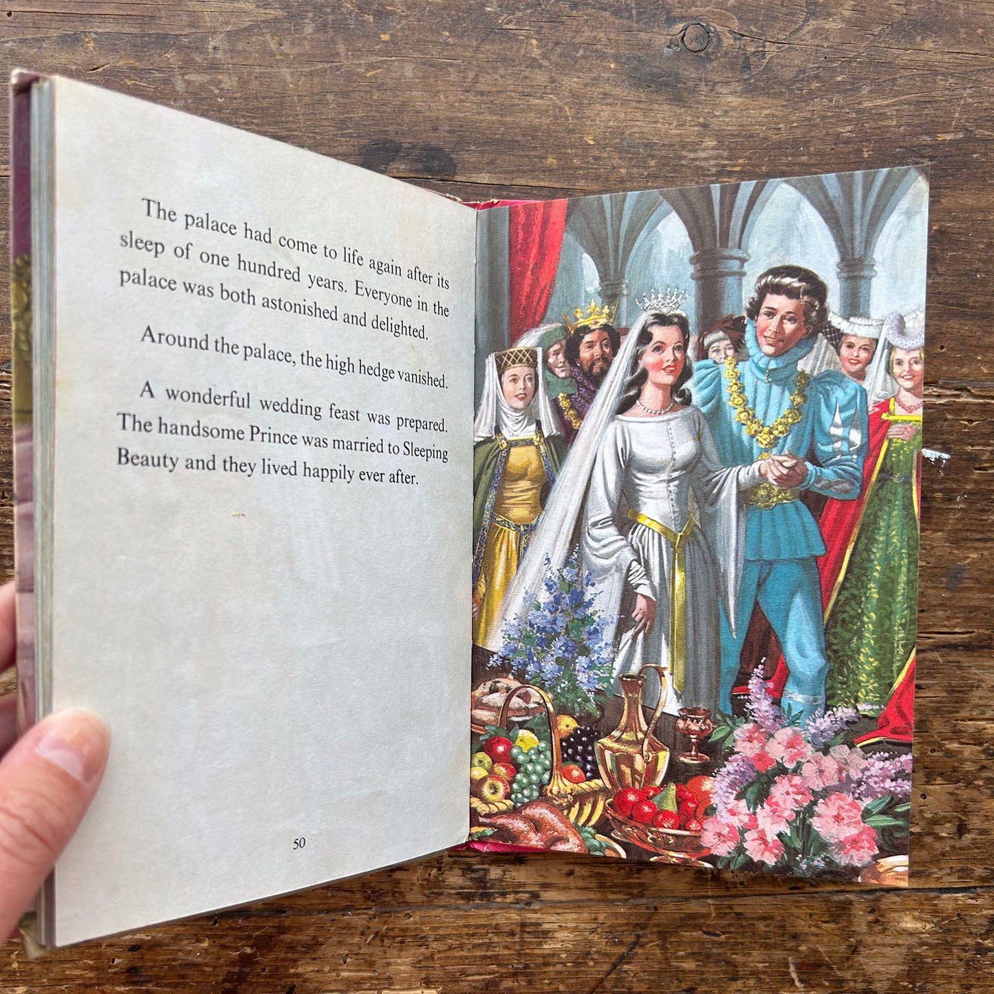 Sleeping Beauty - Vintage Ladybird Easy Reading Book - Well Loved Tales 1965 (Preloved)