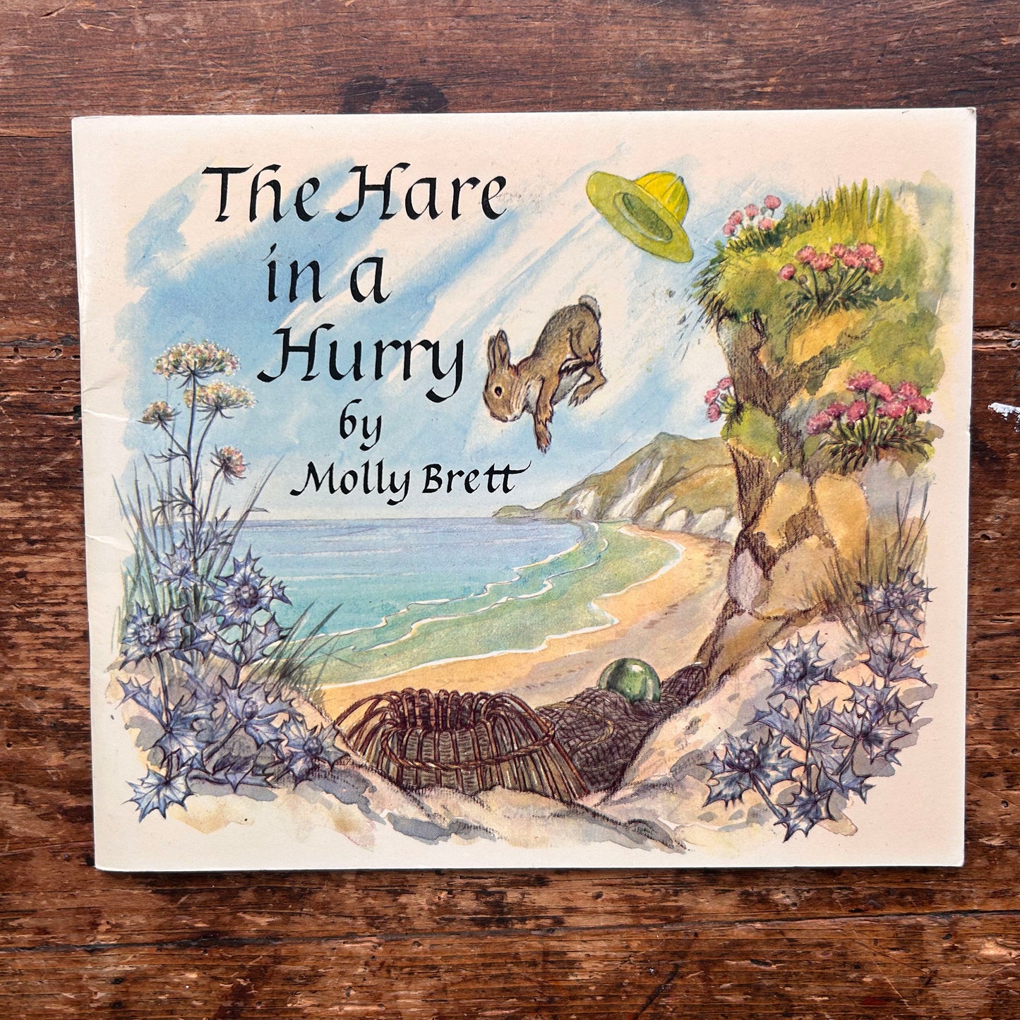 The Hare in a Hurry - Molly Brett - Vintage 1975 (Preloved)