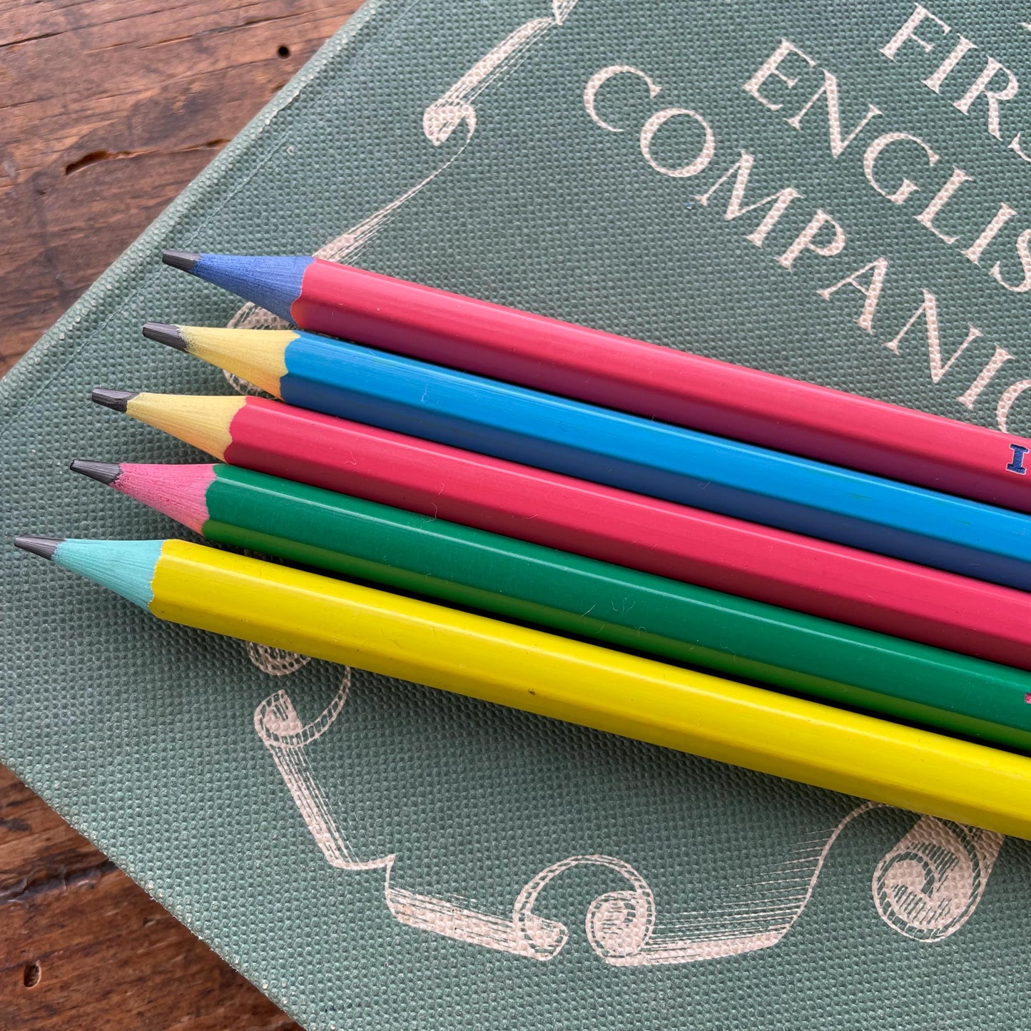 Pencils - Correct English Grammar - Set of 5